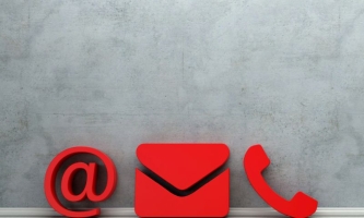 Symbole für Kontaktaufnahme per E-Mail, Brief und Telefon